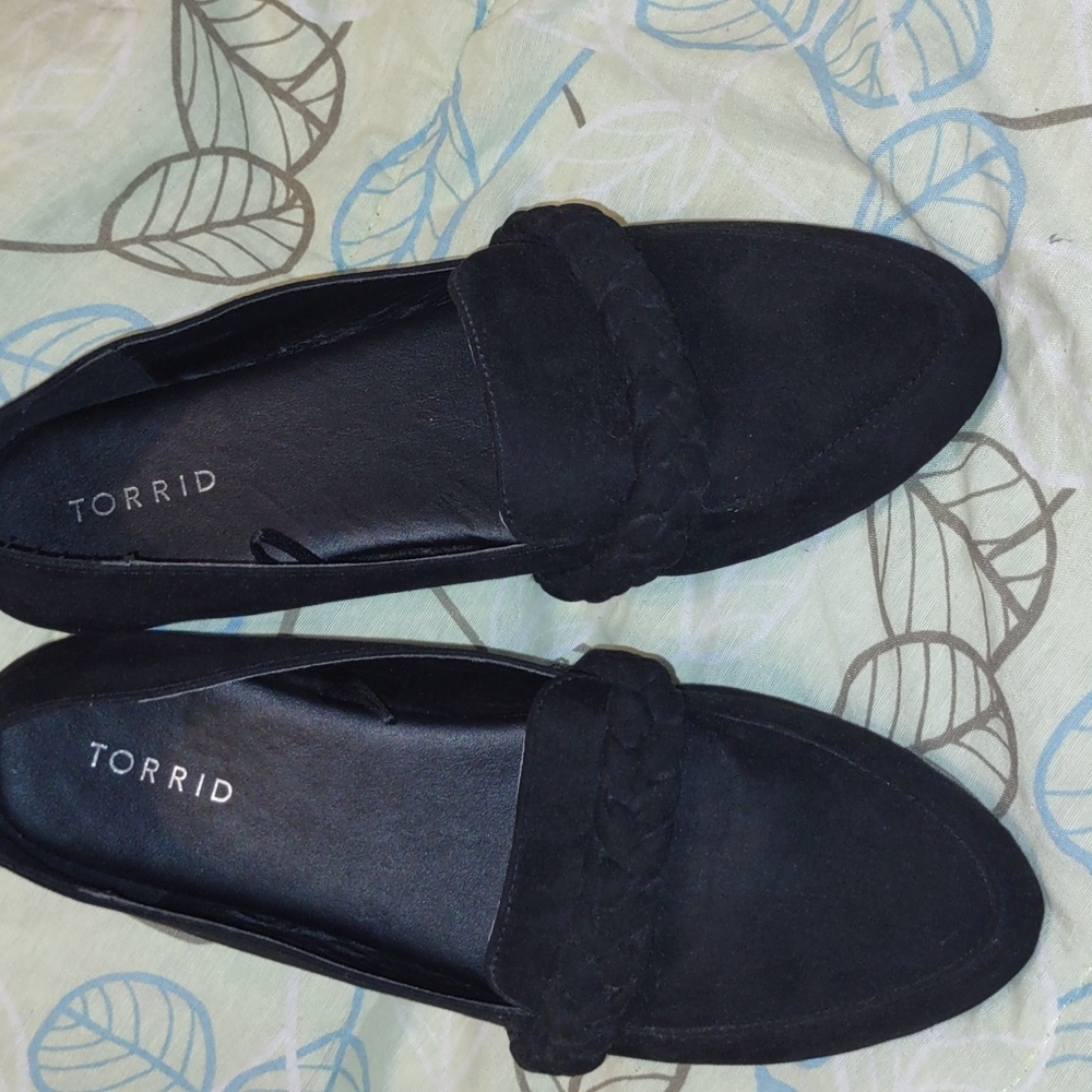 12ww Torrid black loafers